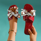 Sandalias Planas Tipo Mule con Textura Croco y Lazo Estampado