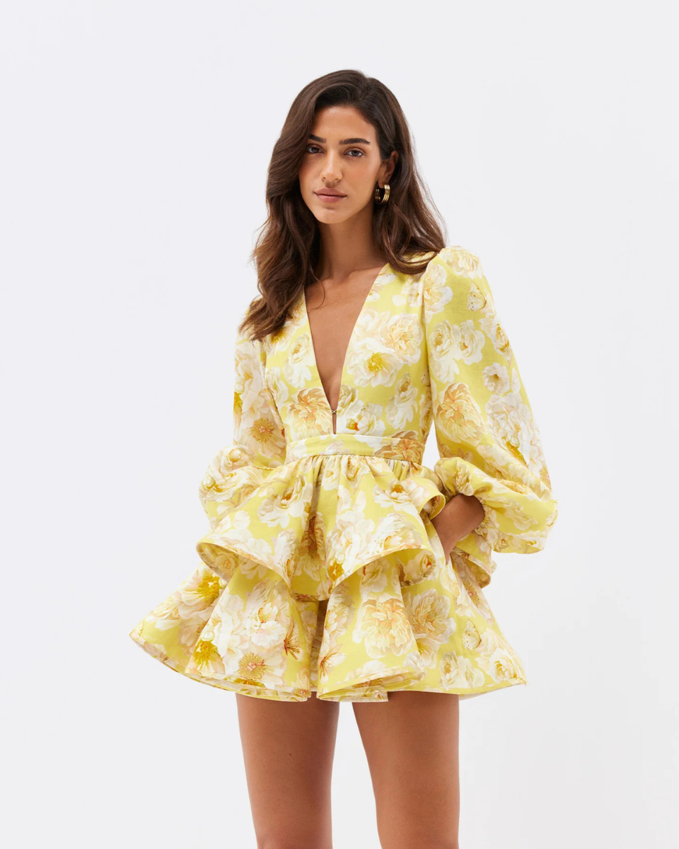 Noelia • Vestido Corto Peplum Escultural