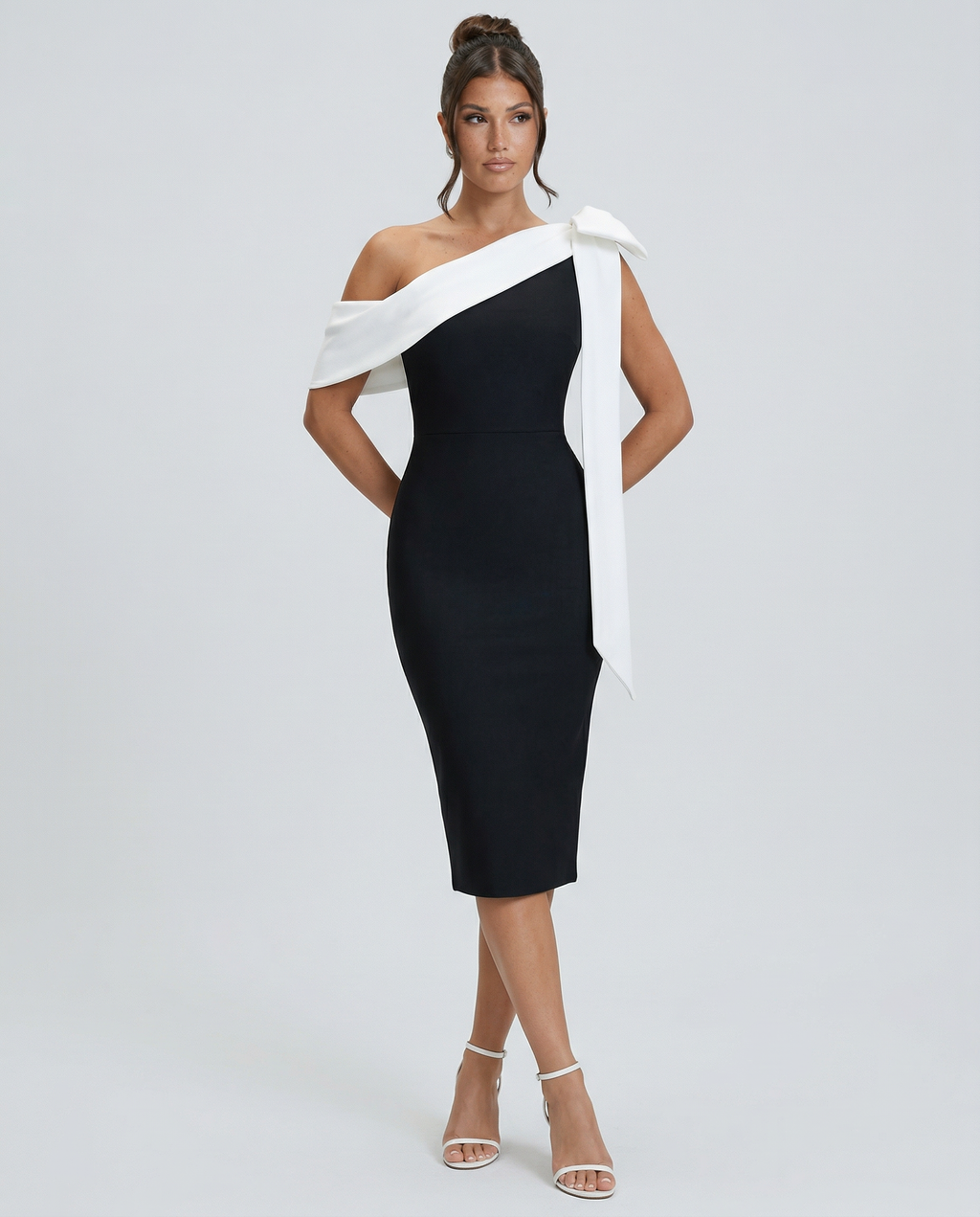 Évelyne • Vestido Sculpt Asimétrico