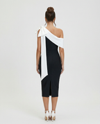 Évelyne • Vestido Sculpt Asimétrico