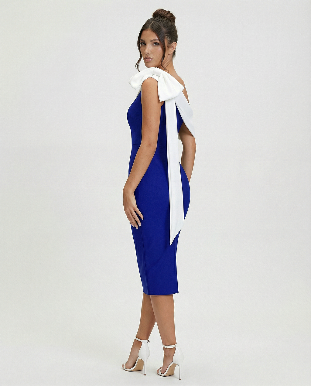 Évelyne • Vestido Sculpt Asimétrico