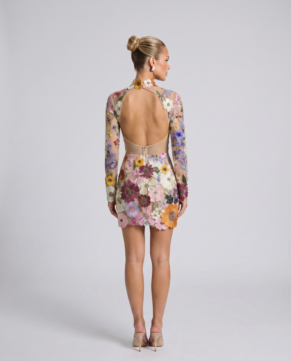 Amara • Vestido Mini Bordado