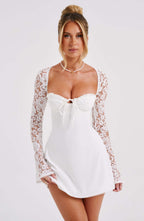 Isabella • Vestido Mini Noir Lace