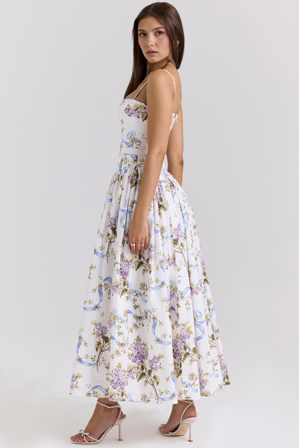 Estela • Elegant Midi Dress