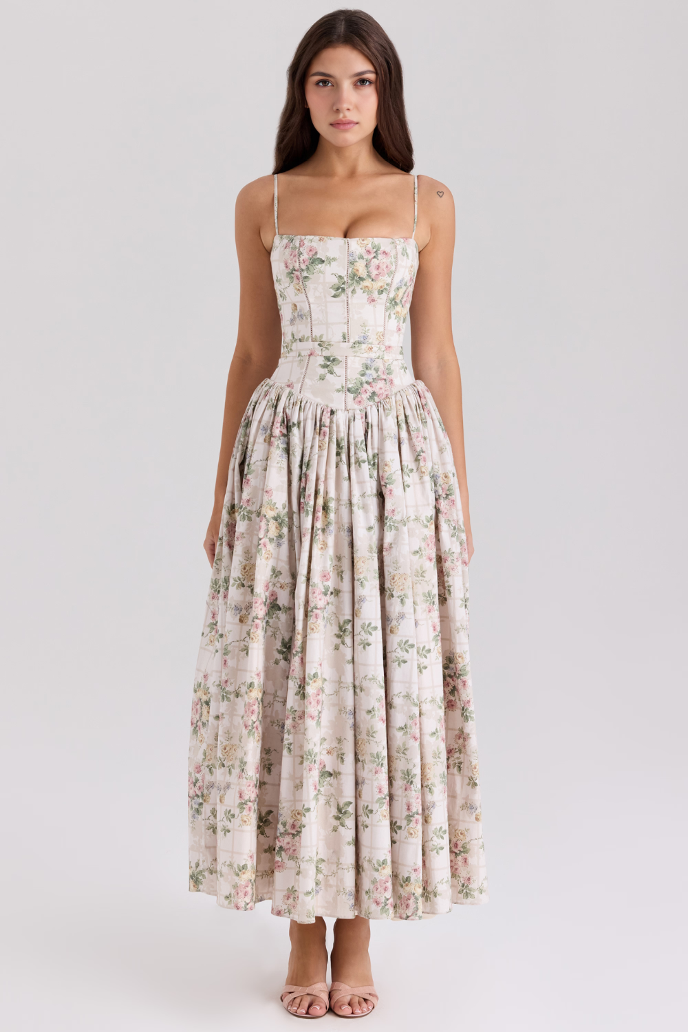 Estela • Elegant Midi Dress