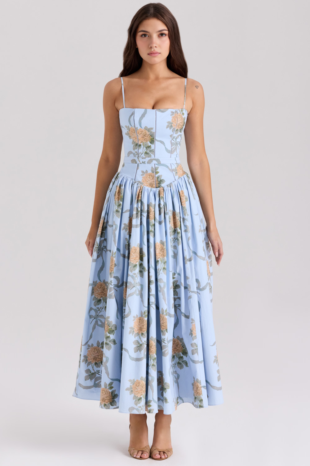 Estela • Elegant Midi Dress